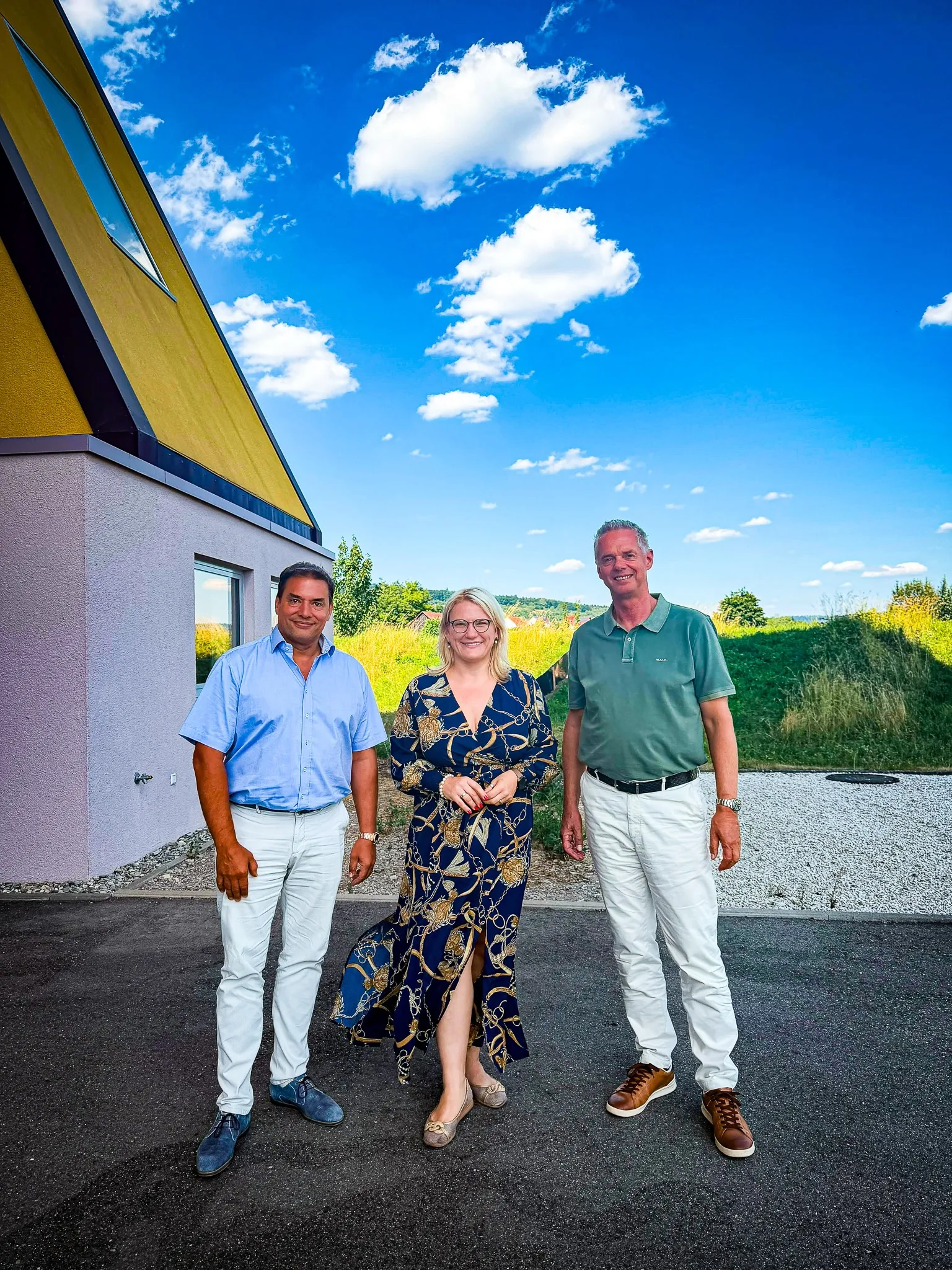 🚀 Zukunftstechnologie aus Schorndorf. Modernste Robotik, direkt aus dem Rems-Murr-Kreis! Bei ASYS Automatic Systems ist das Wirklichkeit. Mit über 12.500 ve…