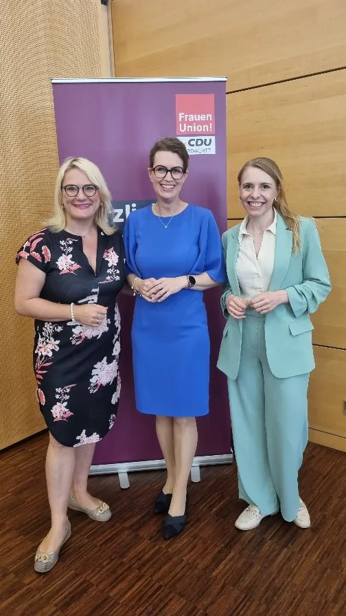 Heimspiel bei der Bezirksdelegiertenversammlung der Frauen Union Nordwürttemberg 🙌 KI – Chancen nutzen und Zukunft gestalten 💪 Die Frauen in unserer Partei…