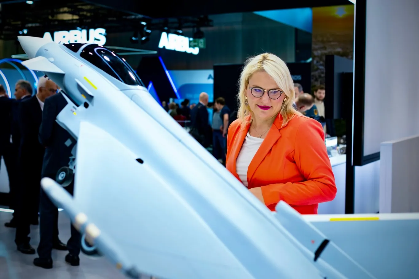 🛫 ILA 2026: Europas größte Luft- und Raumfahrtmesse Es gibt sie, die Erfolgsgeschichten in unserem Land: Unsere Luft- und Raumfahrtindustrie ist der beste B…